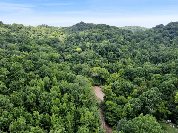 3899 Stevens Ln, Nashville, TN 37218