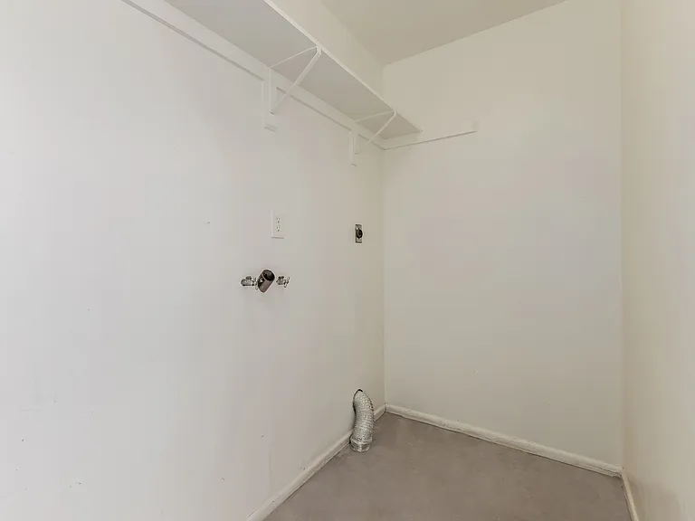 Unit F-Attached storage with Washer/Dryer hook ups.