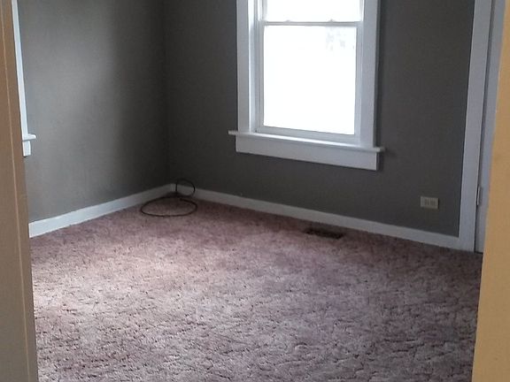 3rd image of 8233 Brenner Ave