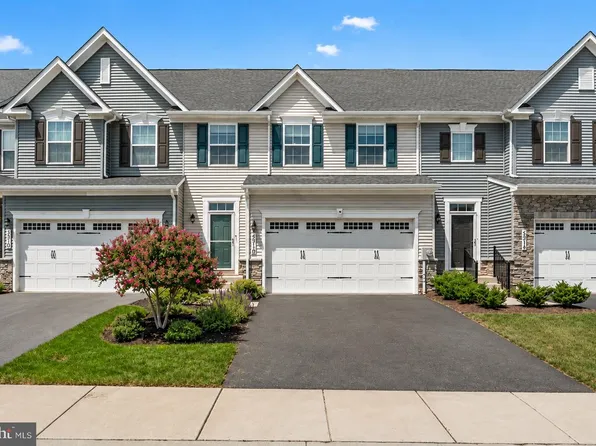 5312 Crape Myrtle Dr, Frederick, MD 21703