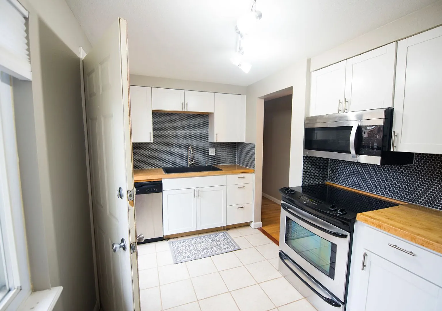 Charming Englewood Home | 3 Bed + 2 Bath Near South Broadway & Harvard Gulch — Photo 4