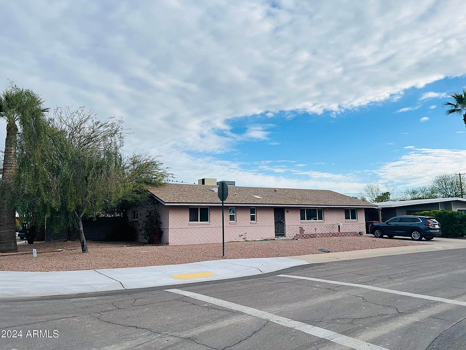 2nd image of 7502 E HIGHLAND Avenue