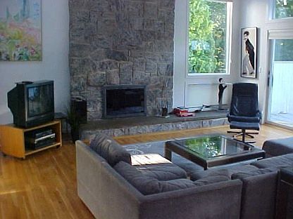4th image of 22 Cordwood Ln