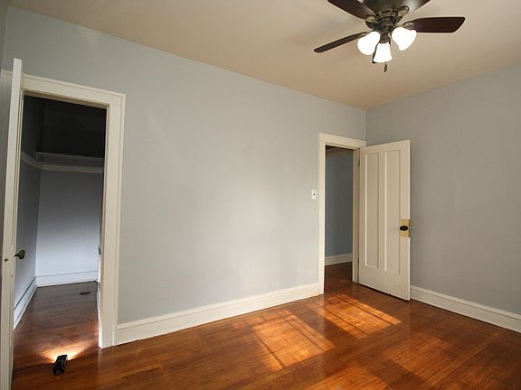 4th image of 3503 W Sunnyside Ave #1
