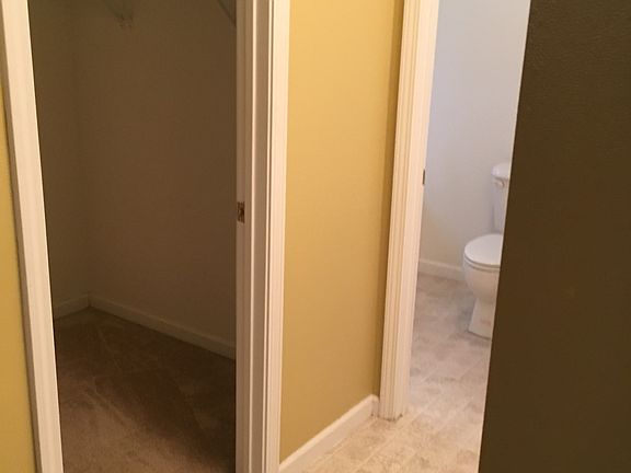 4th image of 515 Wooden Duck St