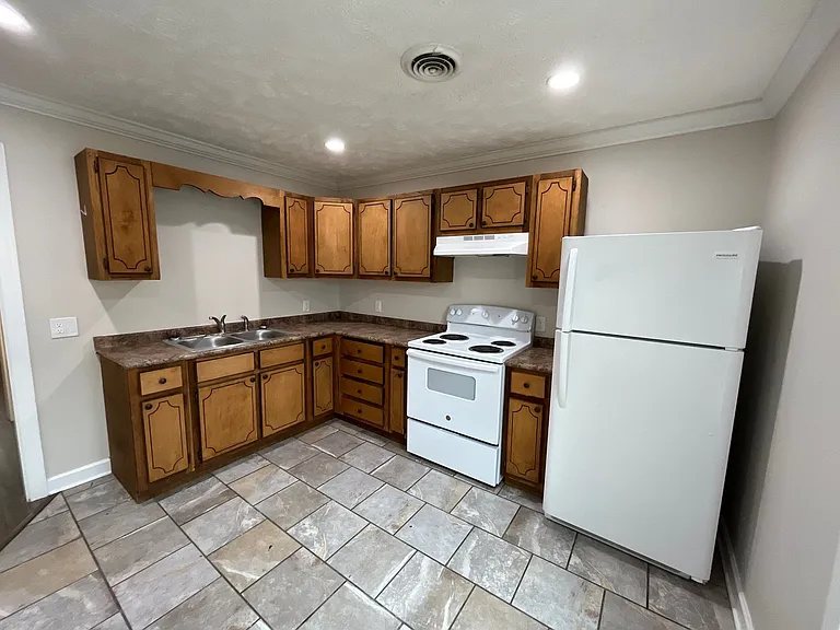 208 Prospect Ave #3 — Photo 2