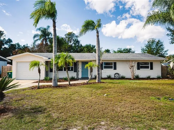 520 Camelia Ln, Deland, FL 32724