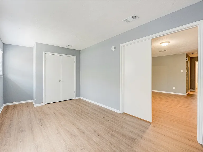 11602 Lennington Ln — Photo 14