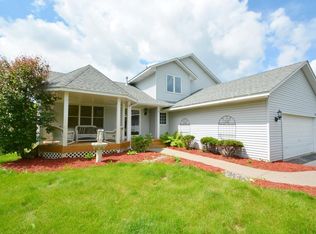 73 Jansen Ave NE, Hanover, MN 55341