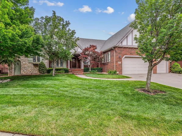 8803 E Churchill Cir, Wichita, KS 67206