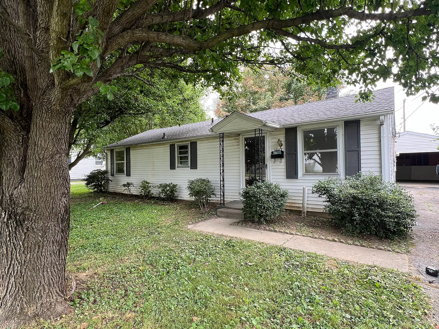 3 bed, 1144 sqft, $1,195 — Photo 1