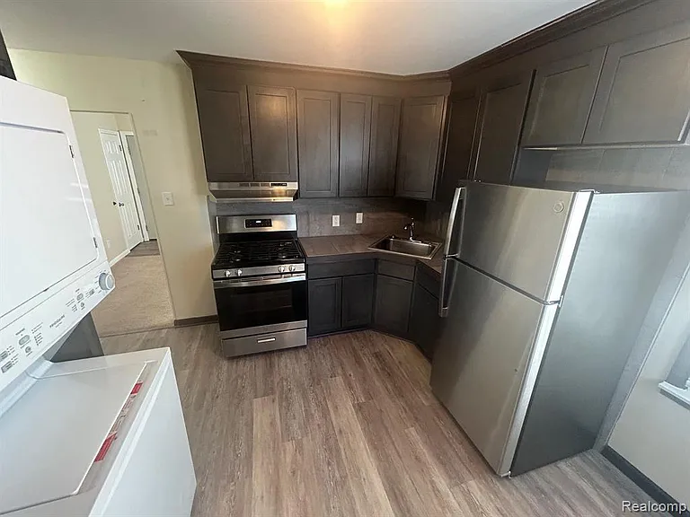 21076 Atlantic Ave — Photo 5