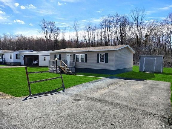 2nd image of 131 Pazdur Blvd S