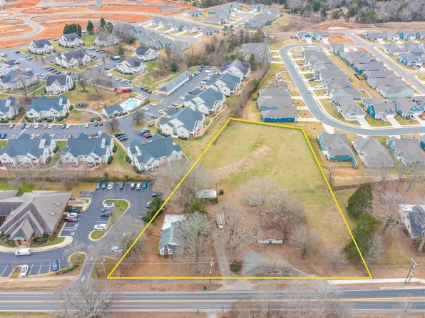 1111 S 5th St #48, Mebane, NC 27302