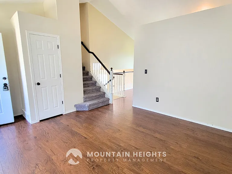 1953 W Black Angus Dr — Photo 6