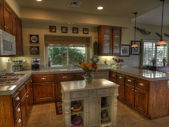 4th image of 45729 Meadow Lake Dr