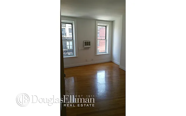 Rented by Douglas Elliman | media 17