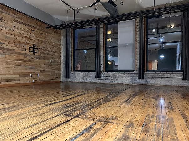 1st image of 525 Jackson St #208