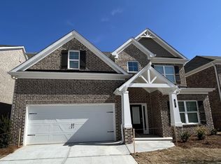 1033 Clark Village Ct, Grayson, GA
