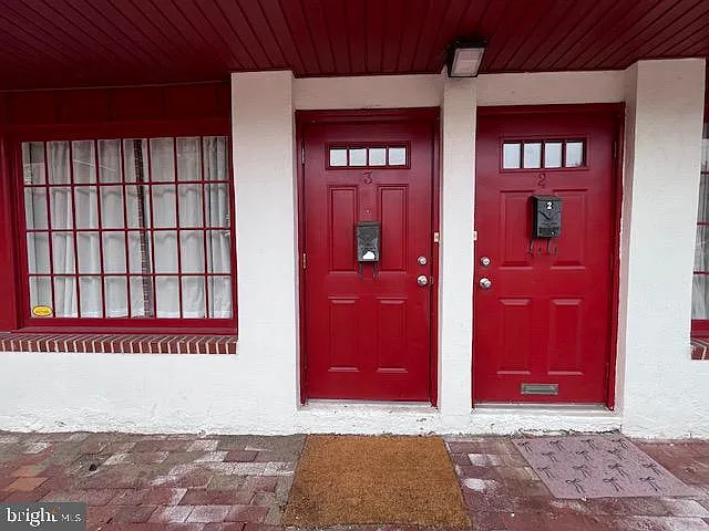 408 S State St #3 — Photo 2