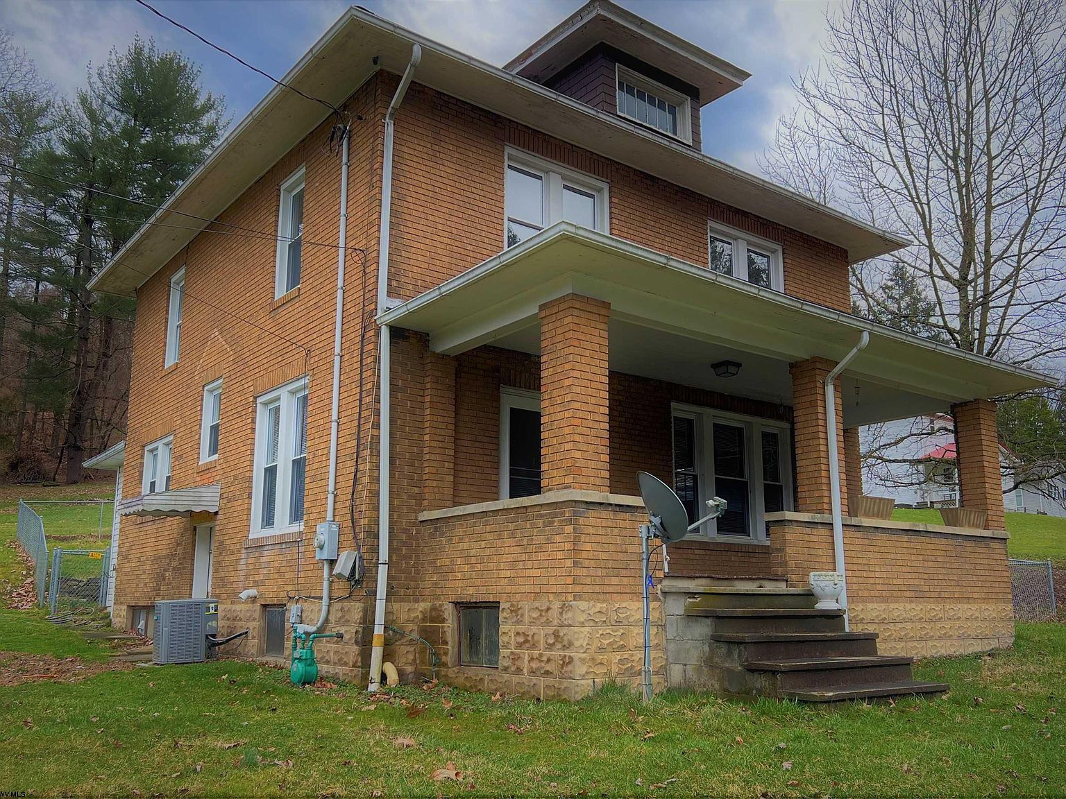 551 E Grafton Rd, Fairmont, WV 26554 Zillow