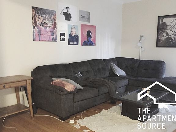 4th image of 917 W Waveland Ave APT 2C