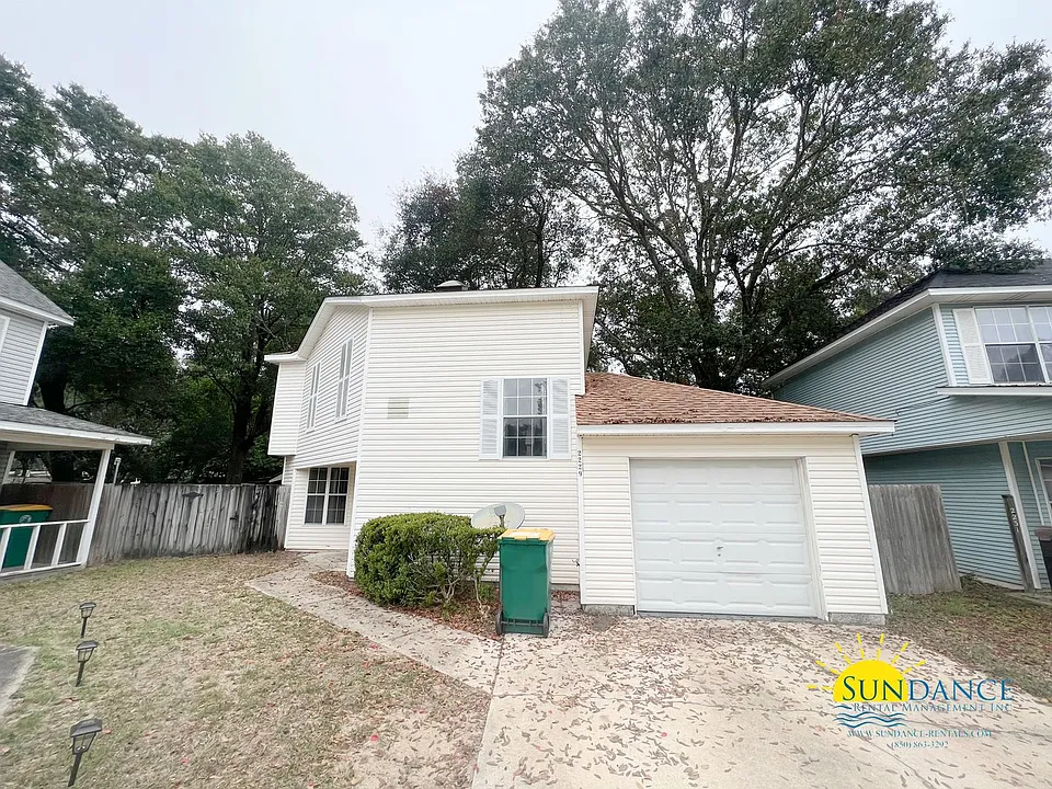 2229 Monahan Ct