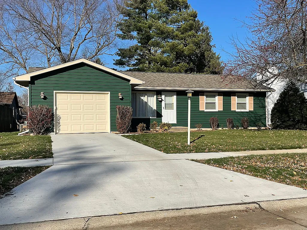 2312 Sumac Dr photo 1