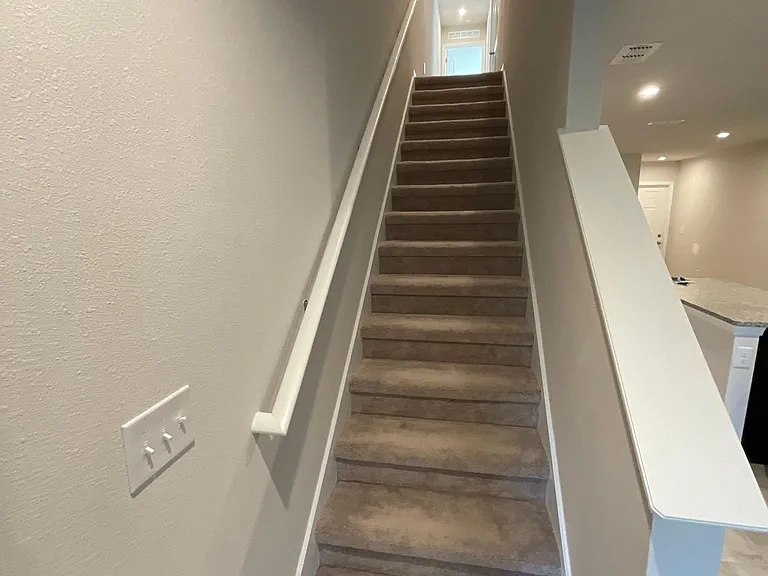 5889 Creekside Crossing Dr — Photo 12