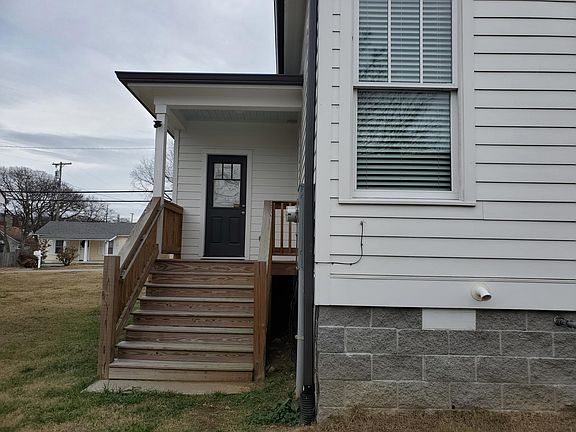 Back of house entry into wash room