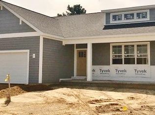 1682 Eagle Crest Dr, Baroda, MI 49101