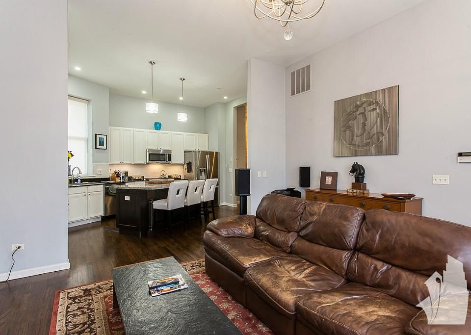 1st image of 2125 W Washington Blvd #B