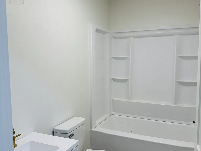 221 Sheffield Dr — Photo 22