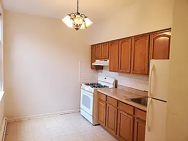 133 Anderson Ave #2 — Photo 1