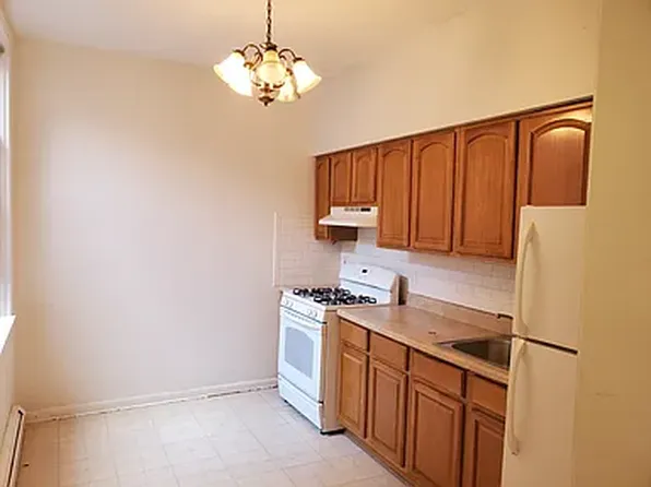 133 Anderson Ave APT 2, Fairview, NJ 07022