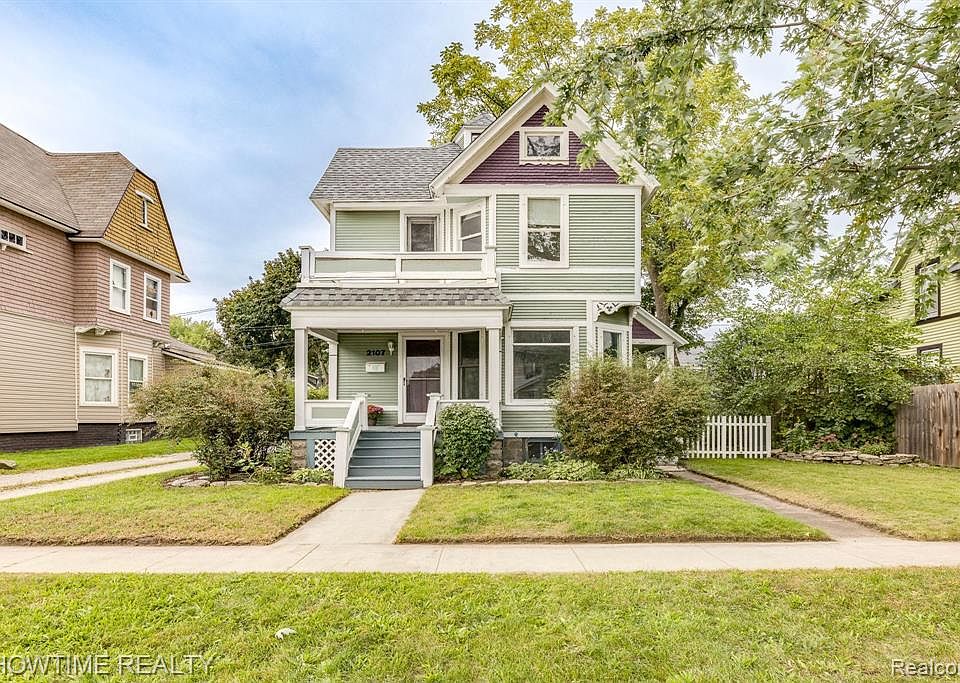 2107 7th St, Port Huron, MI 48060 Zillow