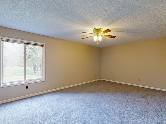 4th image of 511 Mallard Head Ln