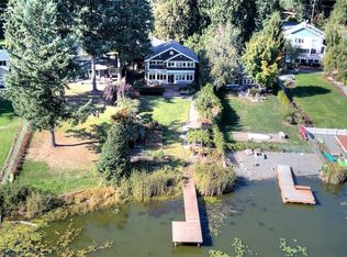17420 W Lake Desire Dr SE, Renton, WA 98058