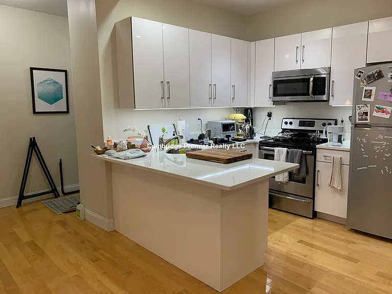 281 Harvard St #41 — Photo 4