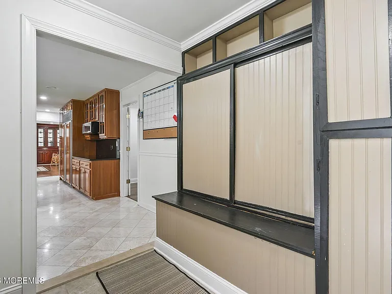 16 Phyllis Pl — Photo 18