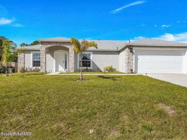 146 Aviation Ave NE, Palm Bay, FL 32907