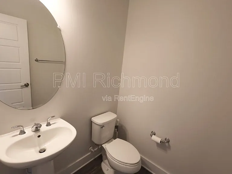 4344 Bon Secours Pkwy #B — Photo 8