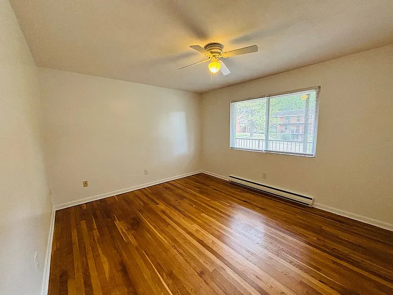 109 Northview Dr #17 — Photo 8