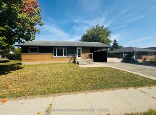 183 Sekura St, Cambridge, ON N1R 3R2