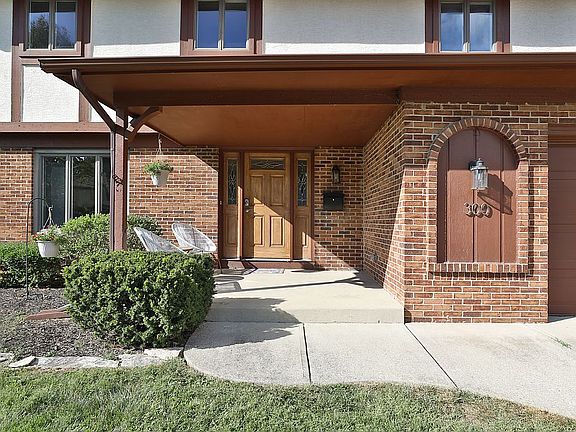 4th image of 300 Greenglade Ave