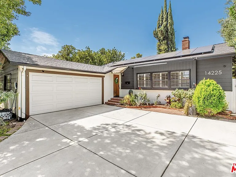 14225 Enadia Way — Photo 1
