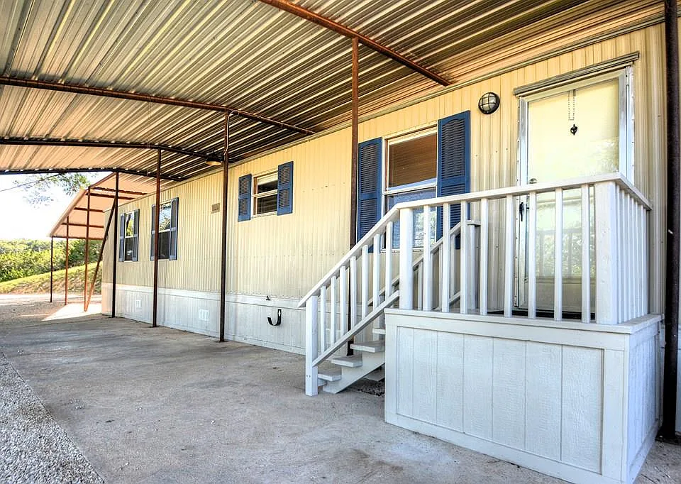 110 Garner Dr