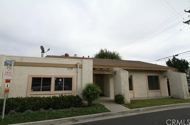 1st image of 10502 Stanley Ln