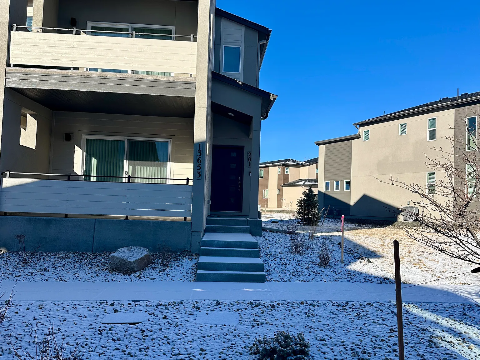 3 bed, 1409 sqft, $2,450 — Photo 1