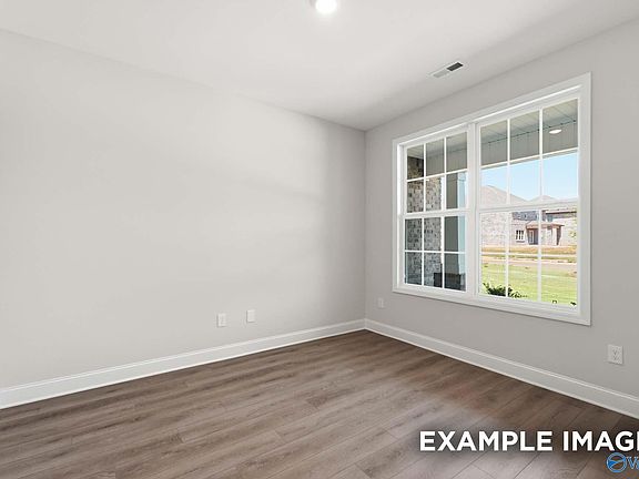 5th image of 3115 Lisa Ln SE